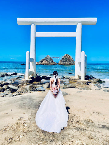 輕婚紗 日本自助旅拍全攻略:行李、髮型、拍照秘訣 一次搞定 - WeddLin 輕婚紗