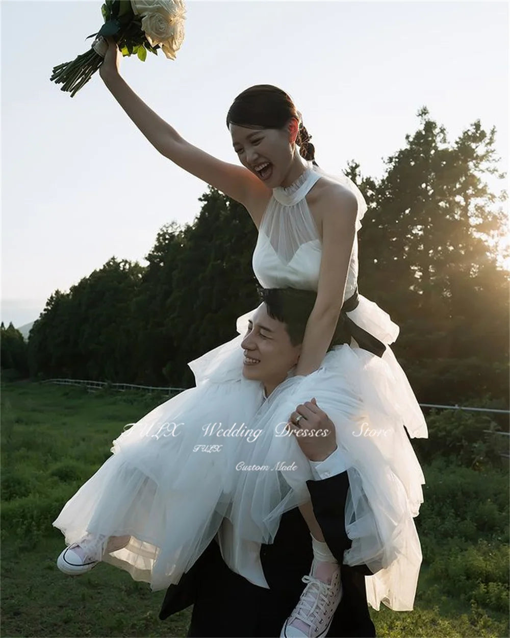 奢華掛脖韓國薄紗婚紗拍攝/拖地長款多層新娘禮服/束腰拉鍊/訂製