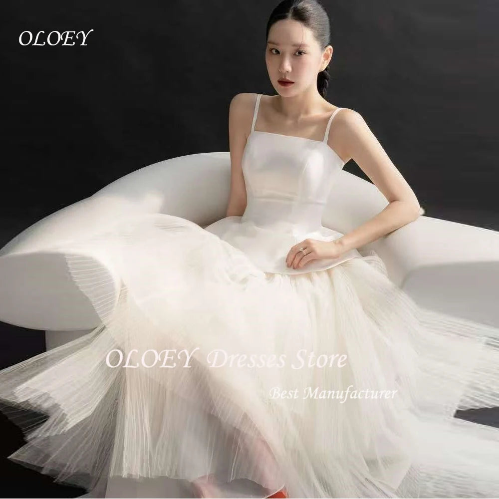 簡約白色婚紗/韓國拍照緞面細肩帶新娘禮服/經典A字裙/訂製