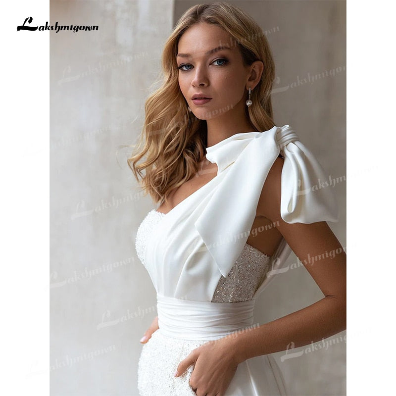 訂製短版連身婚紗/長款可拆式拖尾/帶蝴蝶結單肩收腰/露背新娘禮服