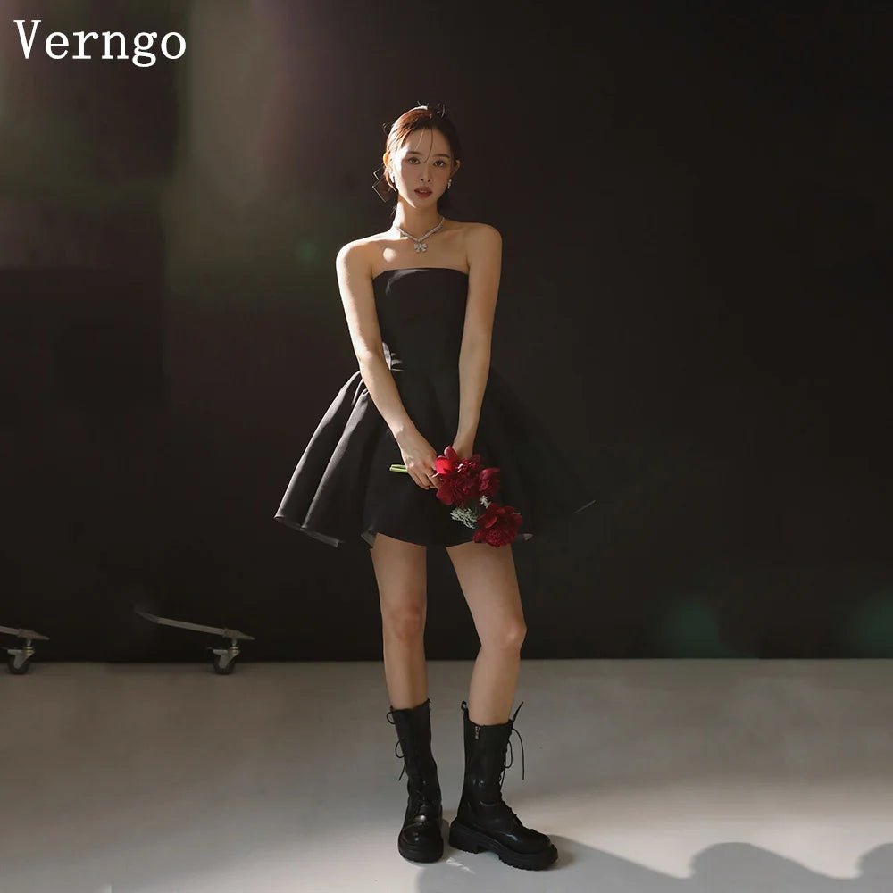 黑色緞面短禮服/ 無肩帶 A字版型/ 短款舞會/返校節禮服 - WeddLin 輕婚紗