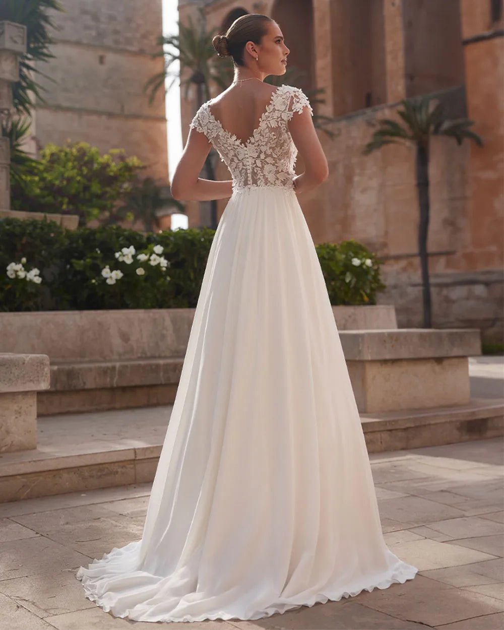 A字型蕾絲婚紗/ 波西米亞風/短袖V領 開背 蕾絲新娘禮服/ 客製化 - WeddLin 輕婚紗