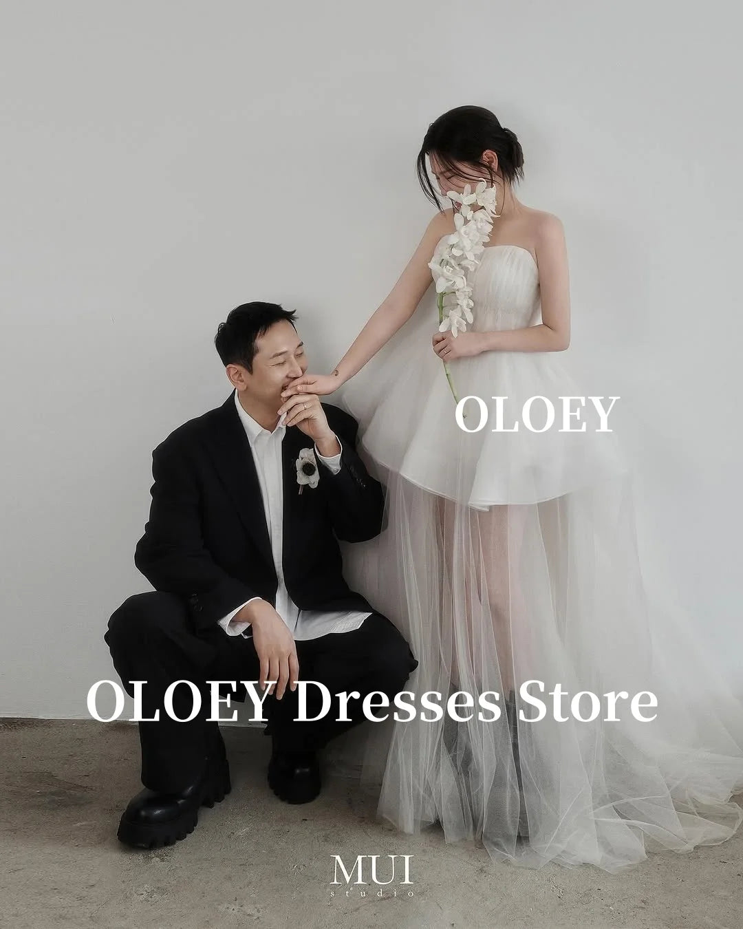 韓系浪漫無肩帶 A 字婚紗/ 拍照用婚禮禮服/ 蓬裙設計 /薄紗拖尾 /可訂製