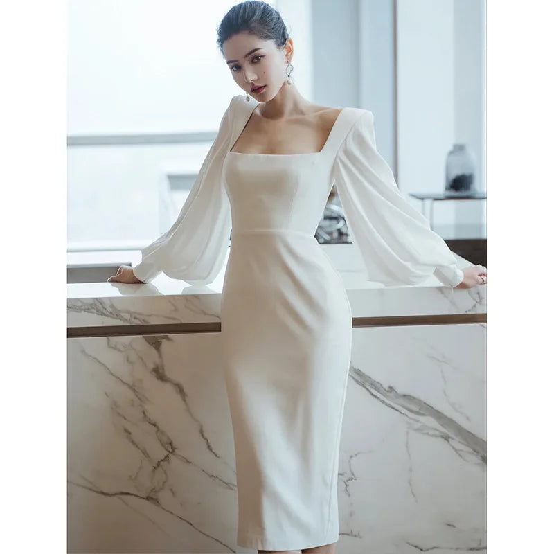 米白色圓領長袖修身婚紗｜中長版簡約新娘禮服