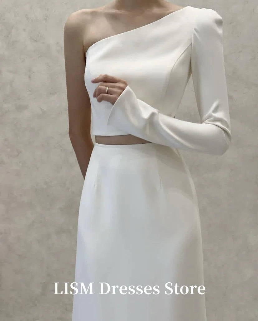 WeddLin 斜肩長袖緞面輕婚紗｜兩件式韓系 A-Line 剪裁．客製尺寸、海外/拍照婚紗