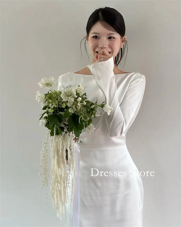 象牙白緞面船領長袖輕婚紗｜簡約 A 字裙・客製婚紗
