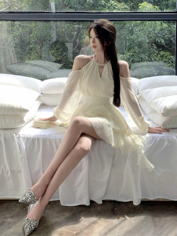 露背連身裙/純色仙氣百褶/春夏熱辣甜美流行/精緻法式復古街頭/簡約日常