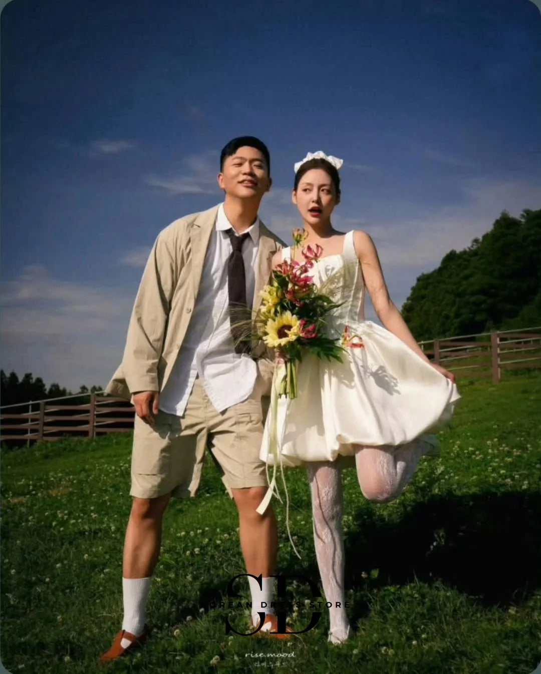 WeddLin 韓版方領短款緞面婚紗｜戶外拍攝自助婚紗