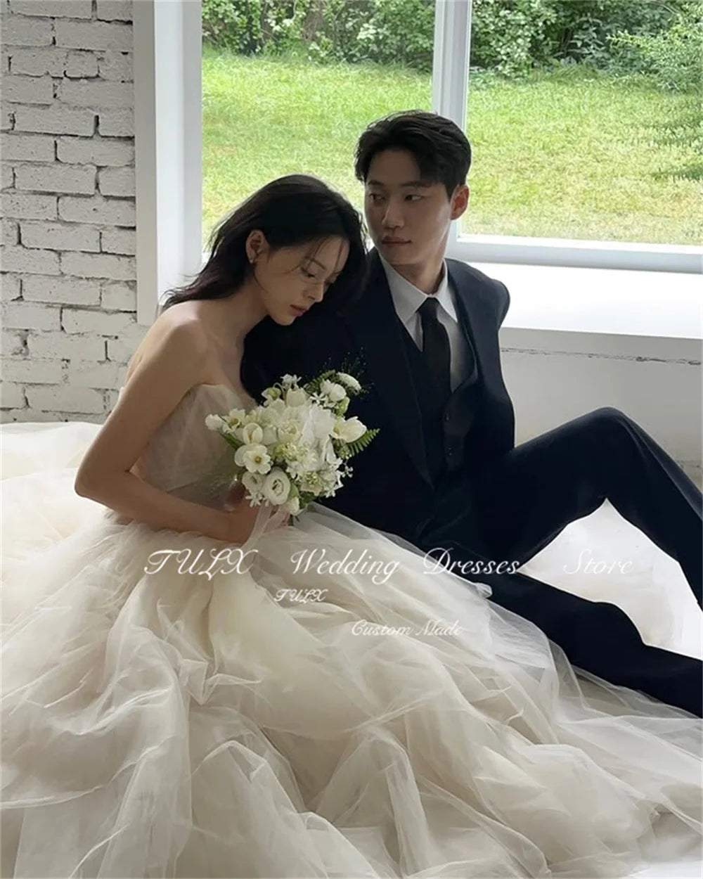 WeddLin 方心領泡泡袖長婚紗｜韓版拍攝禮服 A字紗裙