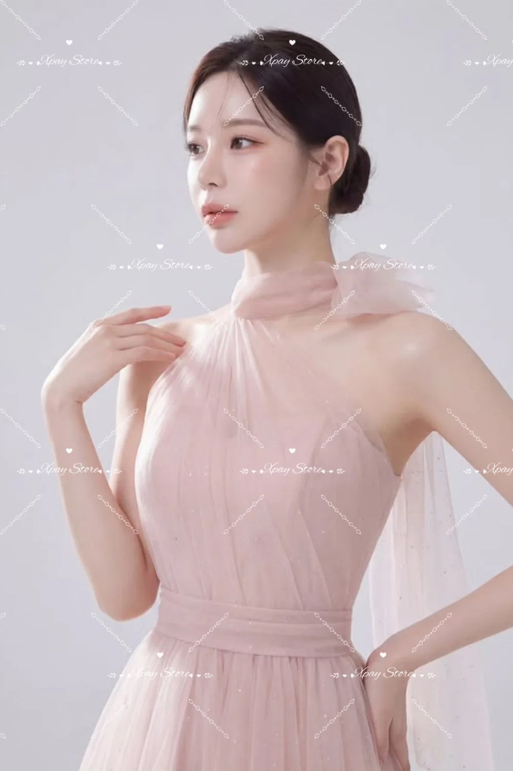 韓系粉霧削肩輕婚紗｜客製婚紗、自助婚紗外拍與小型婚禮推薦
