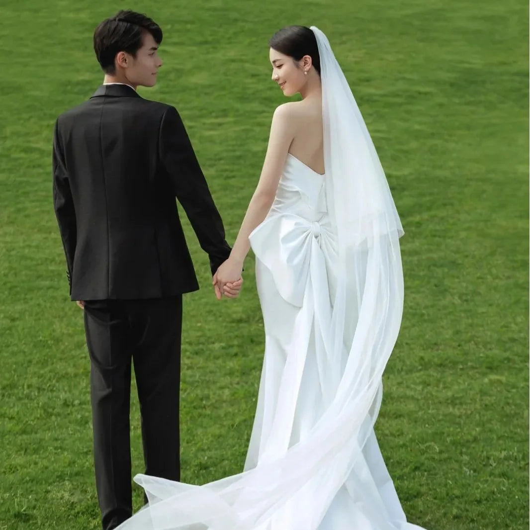 極簡平口緞面蝴蝶結輕婚紗｜依照身形訂製