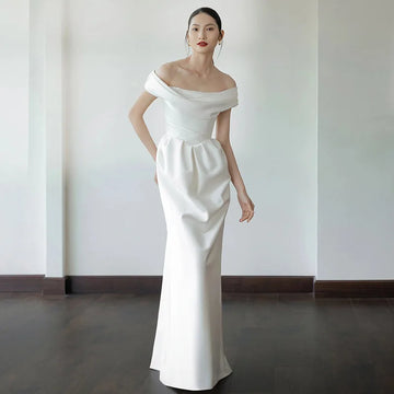 法式白緞面婚紗/ 攝影禮服/ 長版A字裙/ 拖尾性感優雅晚宴洋裝/ 婚禮宴客禮服