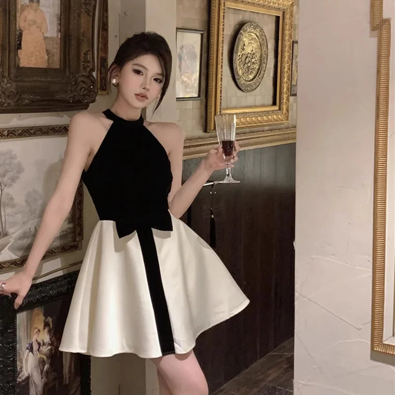 氣質長裙/黑色韓版掛脖洋裝/修腰A字拼接復古洋裝
