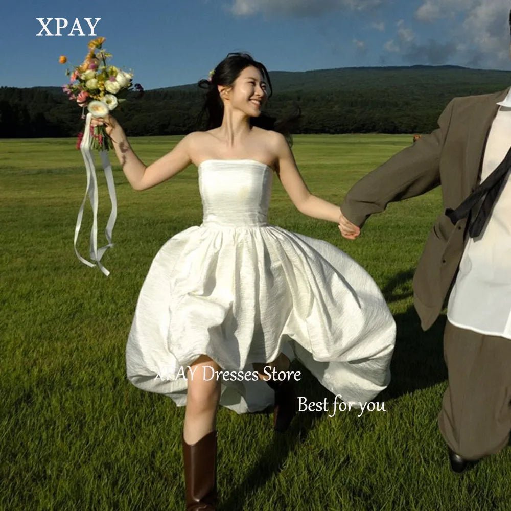 簡約韓系婚紗/ 無肩帶 A字版 新娘禮服/ 無袖 及地款 拍攝禮服/ 客製化 - WeddLin 輕婚紗