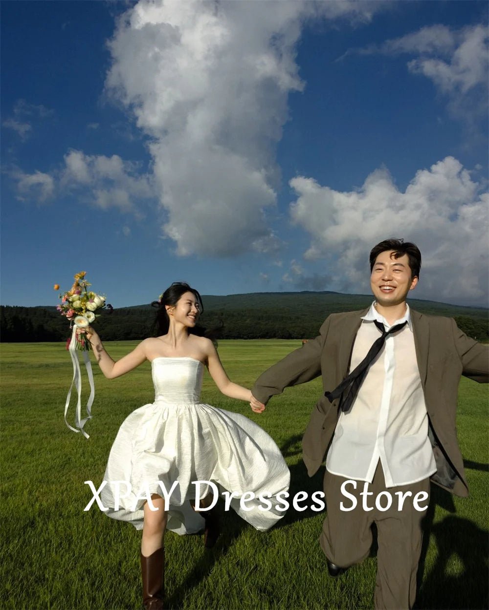 簡約韓系婚紗/ 無肩帶 A字版 新娘禮服/ 無袖 及地款 拍攝禮服/ 客製化 - WeddLin 輕婚紗