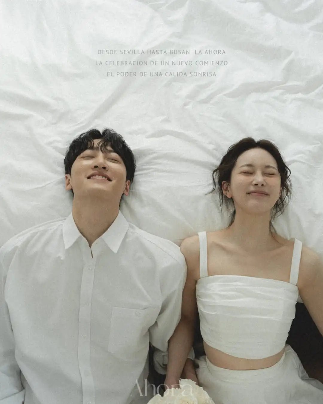 韓系簡約雙件式A字婚紗｜塔夫綢褶皺設計｜無袖拖地款｜可客製尺寸與顏色 - WeddLin 輕婚紗