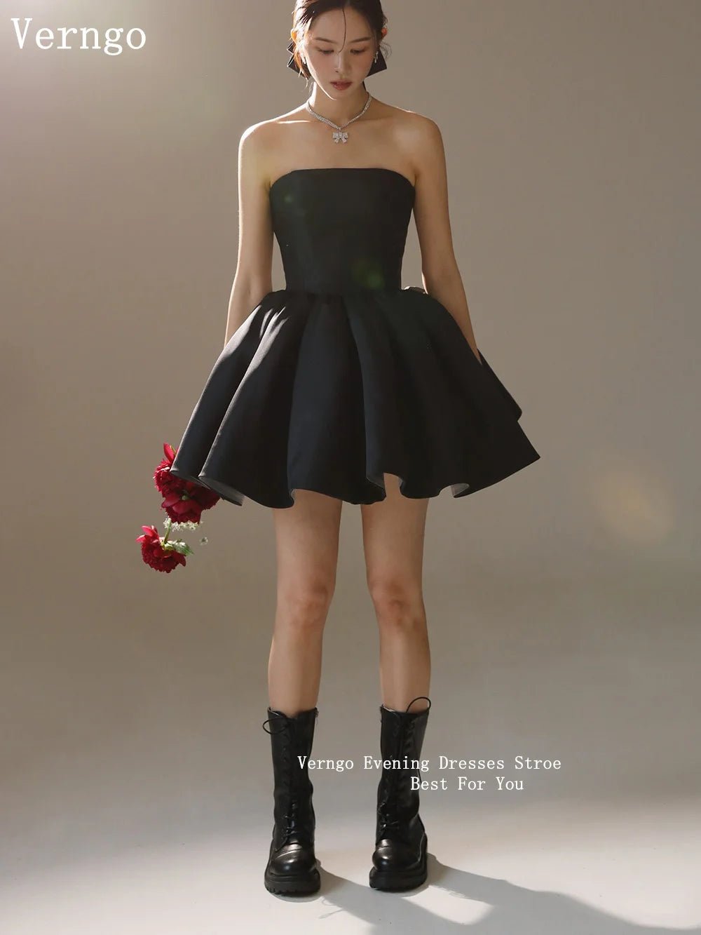 黑色緞面短禮服/ 無肩帶 A字版型/ 短款舞會/返校節禮服 - WeddLin 輕婚紗