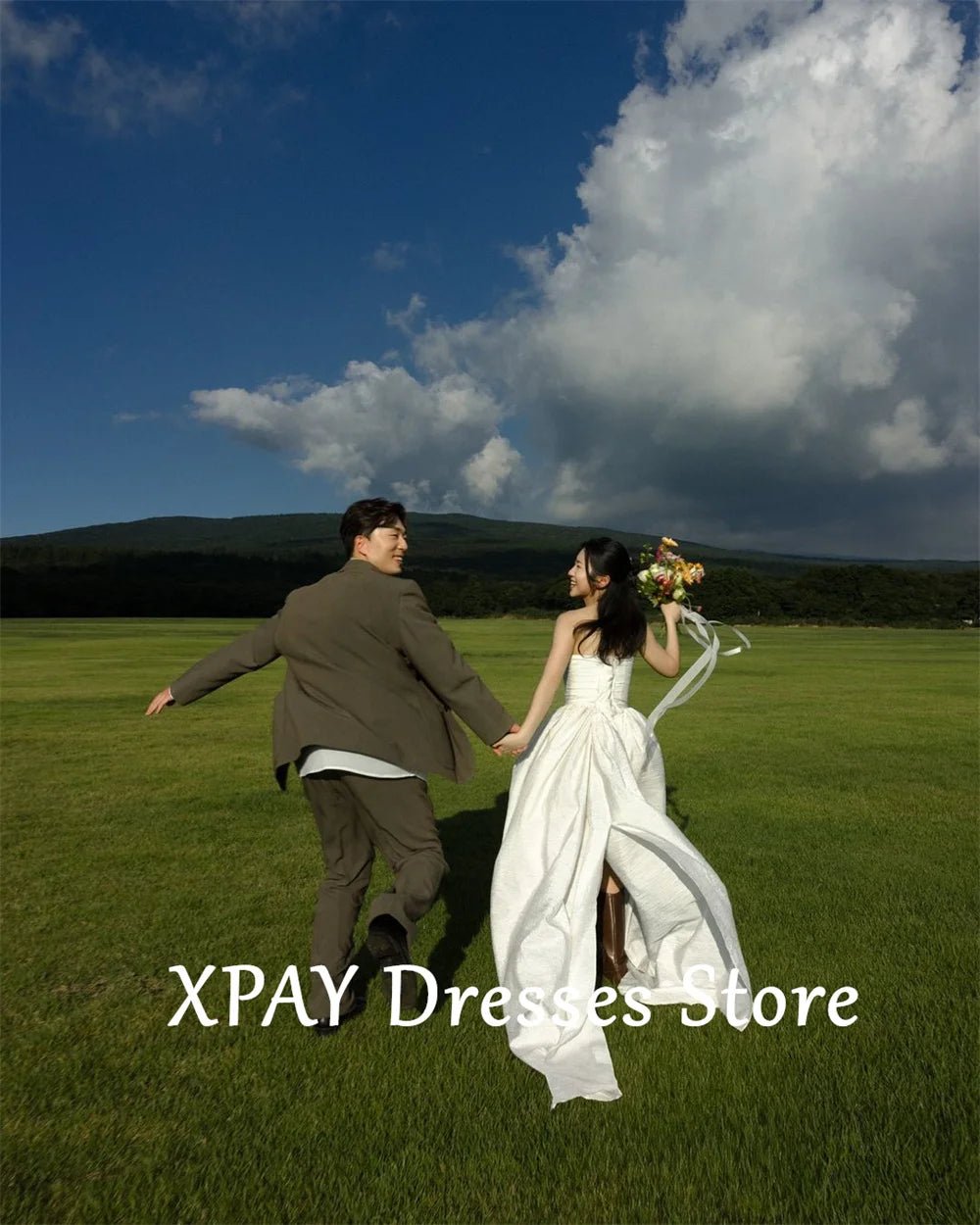 簡約韓系婚紗/ 無肩帶 A字版 新娘禮服/ 無袖 及地款 拍攝禮服/ 客製化 - WeddLin 輕婚紗