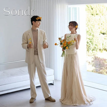 韓系簡約平口輕婚紗｜客製化 A 字外拍婚紗｜訂購制 - WeddLin 輕婚紗