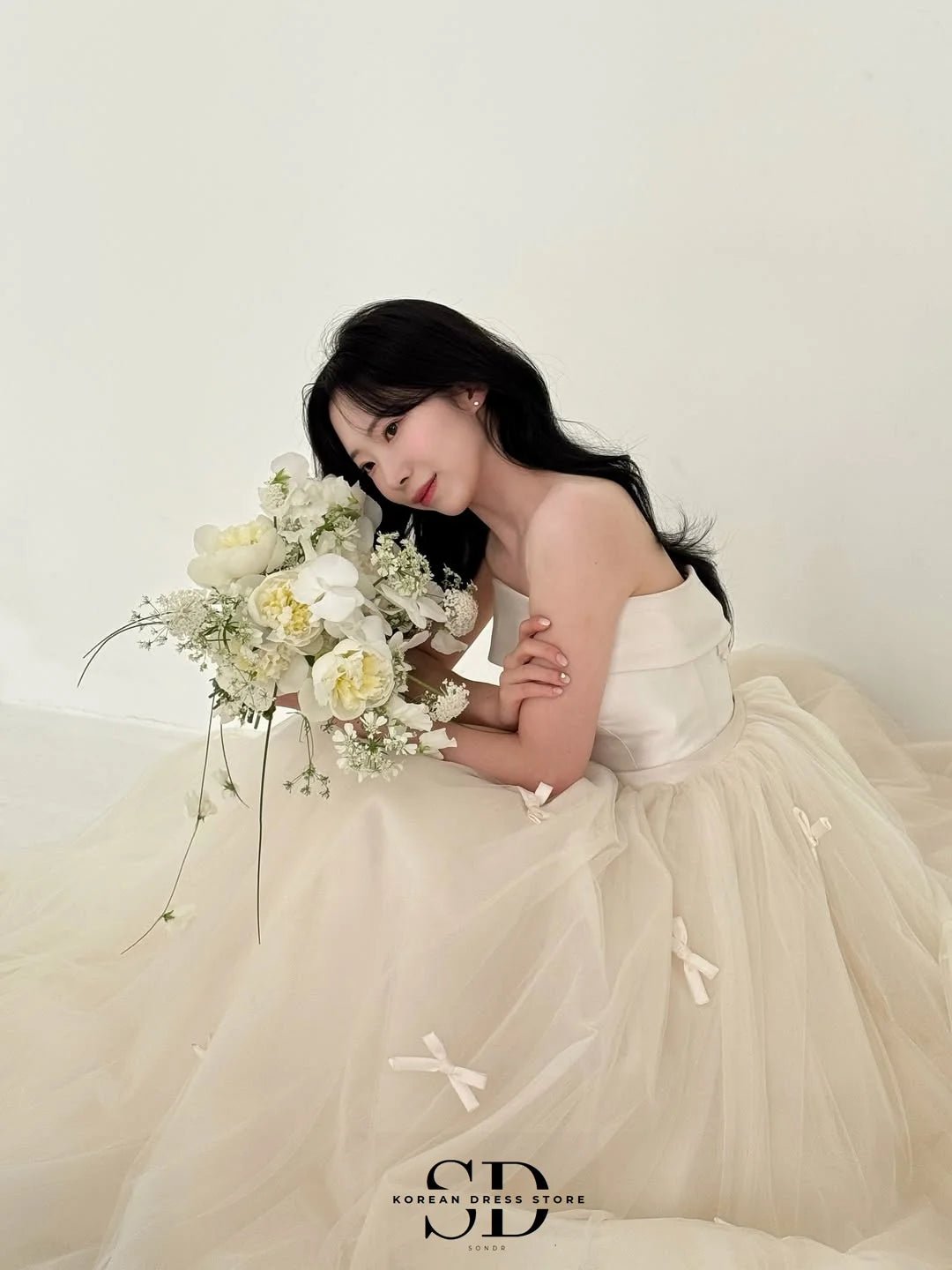 韓系復古泡泡袖 A - Line 輕婚紗｜柔軟網紗、客製訂製婚紗 - WeddLin 輕婚紗