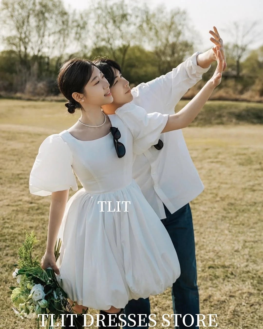 簡約短版婚紗洋裝｜韓系O領蓬袖膝上婚禮拍攝禮服（可客製） - WeddLin 輕婚紗