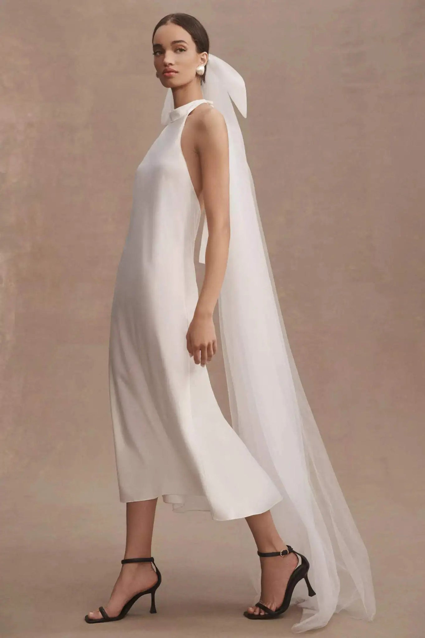 蝴蝶結婚紗頭紗/ 單層長華爾茲裙長頭紗/ 剪裁邊 /新娘配件 - WeddLin 輕婚紗