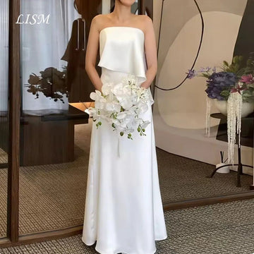 韓系極簡平口緞面輕婚紗｜客製婚紗、自助婚紗外拍與小型婚禮推薦 - WeddLin 輕婚紗