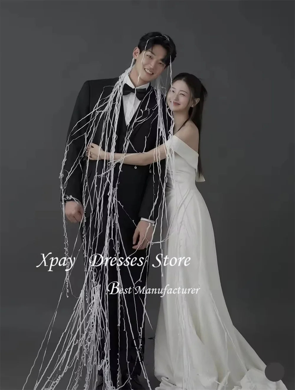 韓系單肩開衩緞面輕婚紗｜客製婚紗、自助婚紗外拍與小型婚禮推薦 - WeddLin 輕婚紗