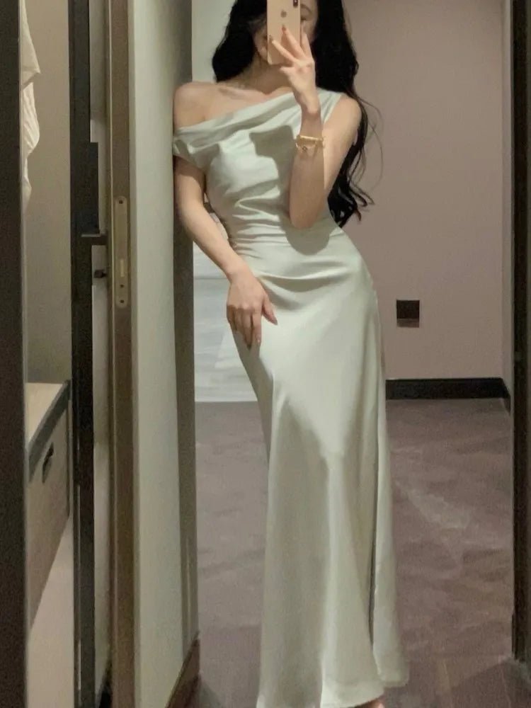 優雅純色晚會禮服/夏季時尚韓版畢業禮服/露肩修身連身裙 (現貨) - WeddLin 輕婚紗