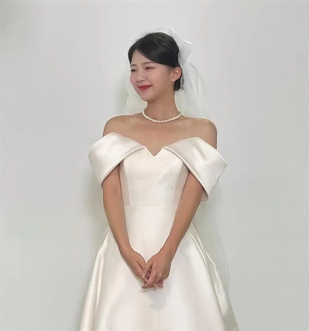 優雅露肩韓國婚紗拍照/袖緞面簡約新娘禮服/ 束腰新娘禮服/訂製 - WeddLin 輕婚紗