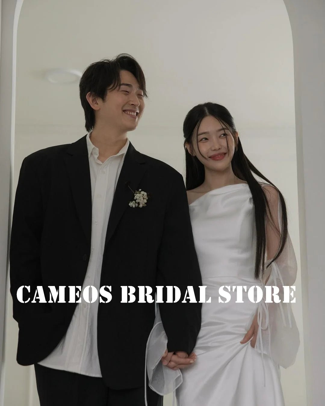 訂製韓國婚紗/褶皺單肩長袖晚禮服/象牙色新娘禮服/新娘禮服 - WeddLin 輕婚紗
