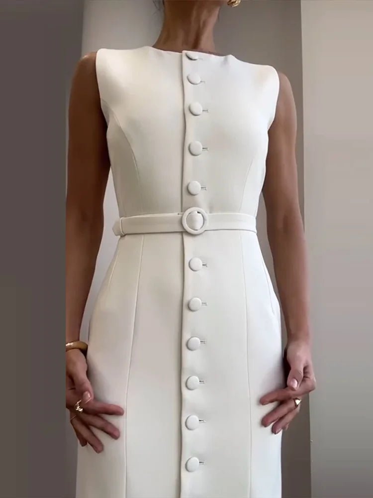 夏日極簡無袖長洋裝｜棉感混紡｜顯腰綁帶扣飾連身裙｜氣質通勤／休閒穿搭款 - WeddLin 輕婚紗