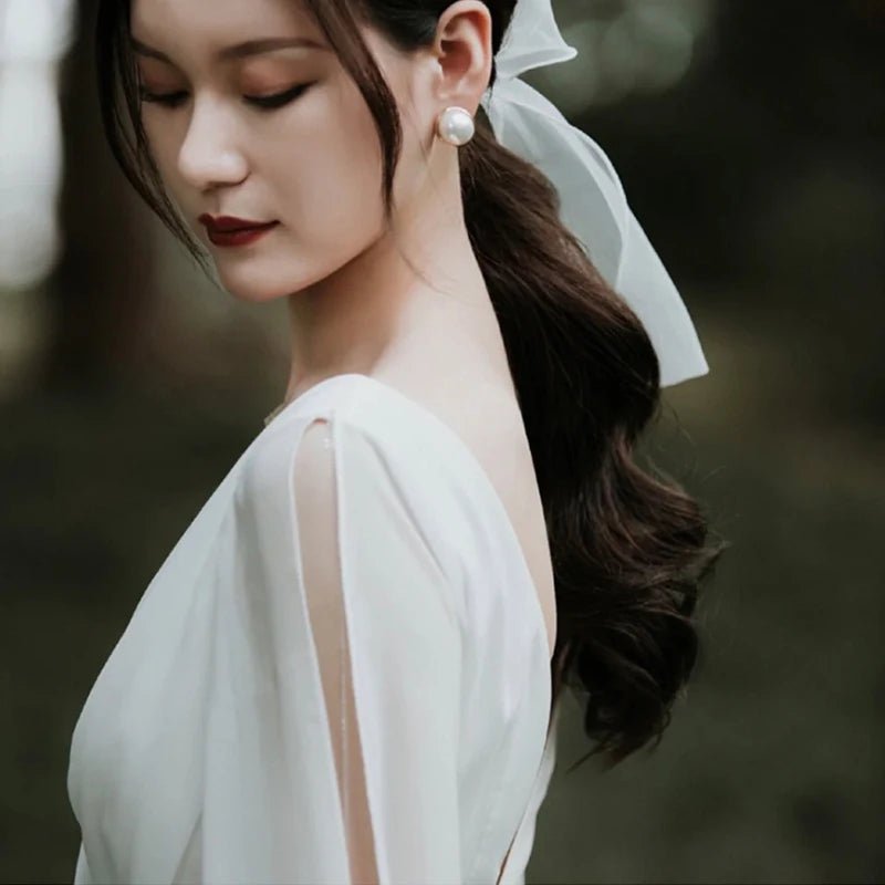 法式優雅白色婚禮長洋裝｜性感V領長袖禮服 可客製婚宴派對長裙 - WeddLin 輕婚紗