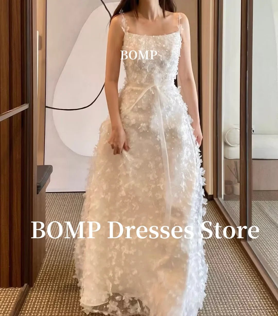 立體花朵歐根紗細肩帶輕婚紗｜WeddLin 客製婚紗 - WeddLin 輕婚紗