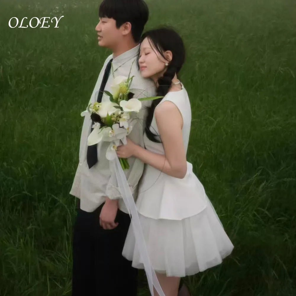韓系極簡平口蛋糕裙緞面短婚紗｜weddlin 客製婚紗 - WeddLin 輕婚紗