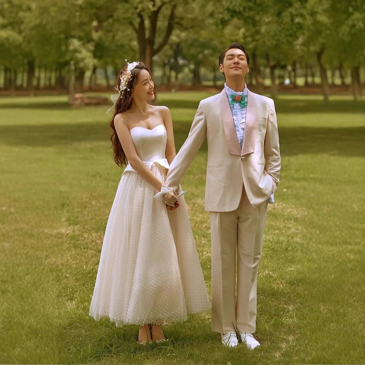 法式復古平口長袖輕婚紗｜韓系簡約客製婚紗｜自助婚紗與外拍推薦 WeddLin - WeddLin 輕婚紗