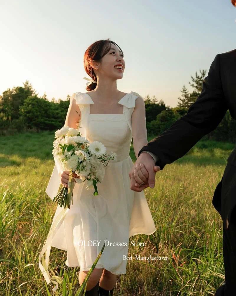 平口短版緞面輕婚紗｜自助婚紗與海外婚禮外拍首選｜WeddLin 客製婚紗 - WeddLin 輕婚紗