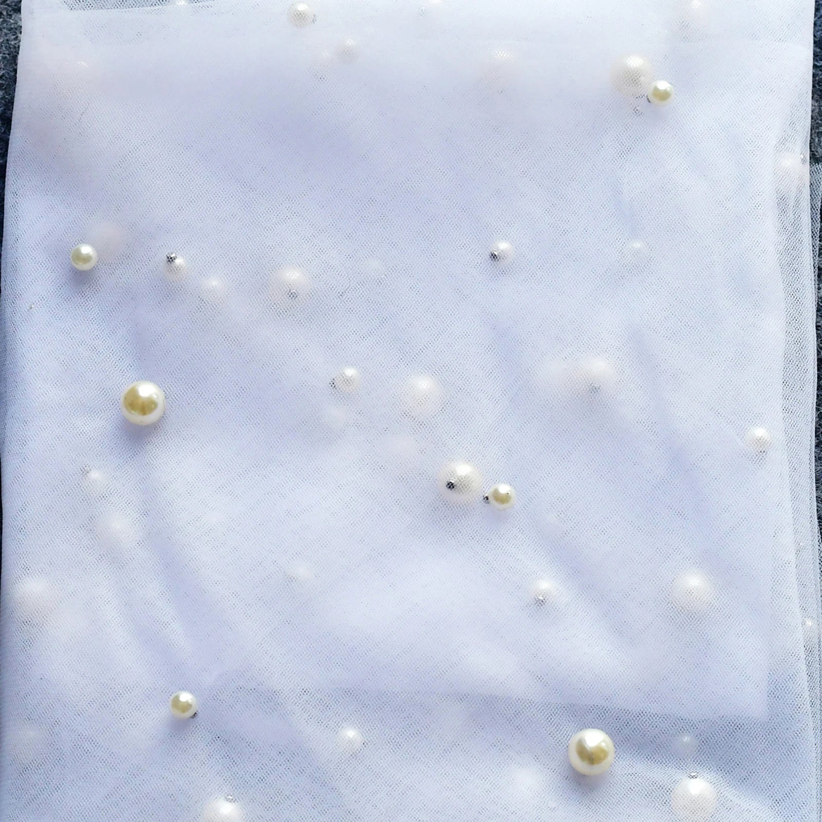 迷你珍珠新娘頭紗｜蝴蝶結串珠款 含梳子 | WeddLin - WeddLin 輕婚紗