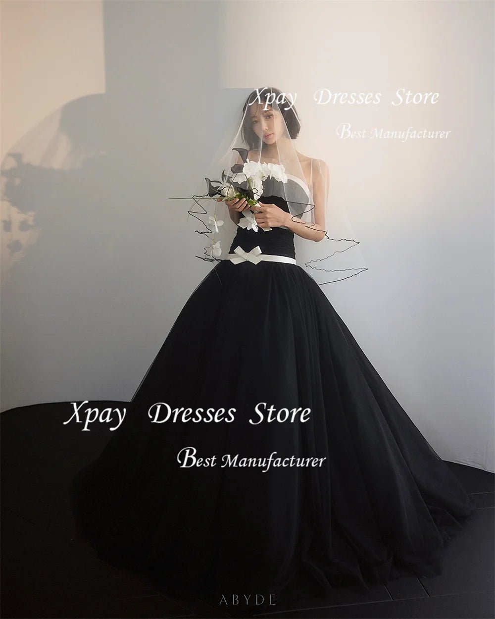 平口黑色網紗輕婚紗｜自助婚紗與海外婚禮拍攝首選｜WeddLin 客製婚紗 - WeddLin 輕婚紗